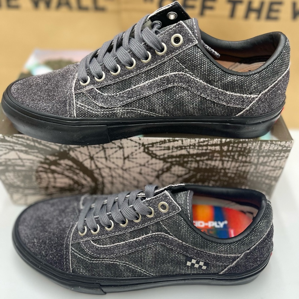 Vans WMNS Skate Old Skool
Quasi Asphalt Sneakers
VN0A5FCB107 - Picture 15 of 16